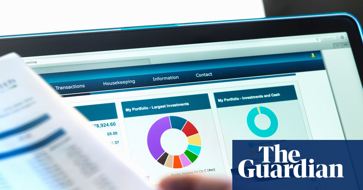 Ministers to revive Blair-era Pensions Commission to tackle savings crisis | Pensions