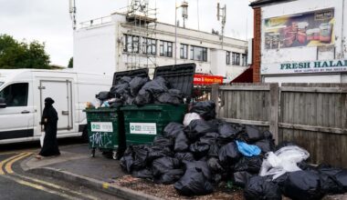 Keir Starmer urged to intervene in Birmingham bin strike