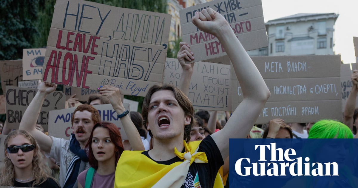 Ukraine war briefing: Anti-corruption agencies endorse bill restoring their independence | Ukraine