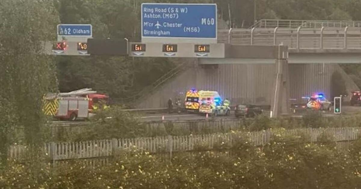 M60 traffic LIVE: Major incident shuts UK motorway with police at scene | UK | News