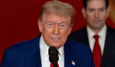 Trump use of makeup to cover mystey marks sparks health rumours | US | News