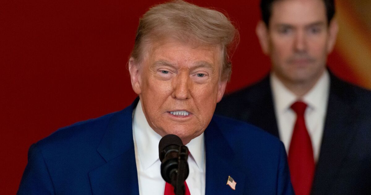 Trump use of makeup to cover mystey marks sparks health rumours | US | News