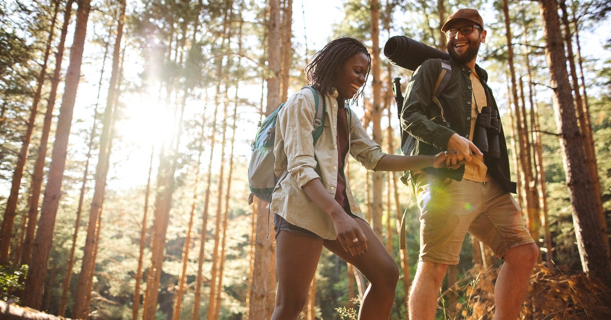 How Long You May Need To Walk Outside To See A Boost In Your Mental Health