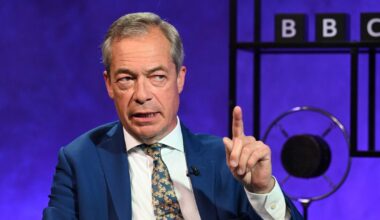 Nigel Farage explodes at £23.5k 'Shariah law administrator' job ad on DWP site | UK | News
