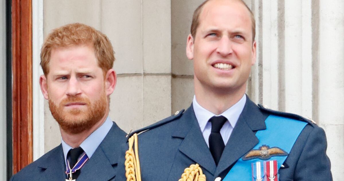 Prince Harry set to be 'snubbed' for role as William due to get honour | Royal | News