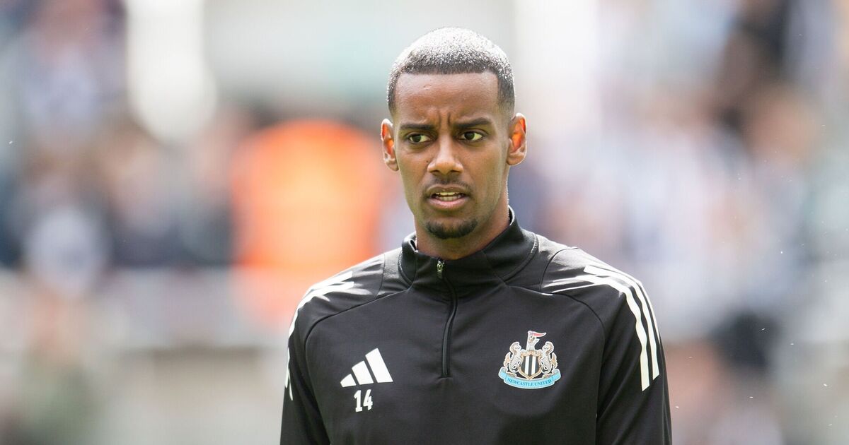 Man Utd put dagger in Alexander Isak to Liverpool transfer as Reds ready bid | Football | Sport