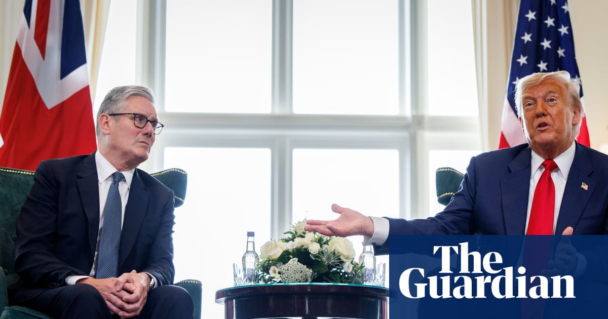 Trump cuts deadline for Putin to reach Ukraine peace deal to ‘10 or 12 days’ | Donald Trump