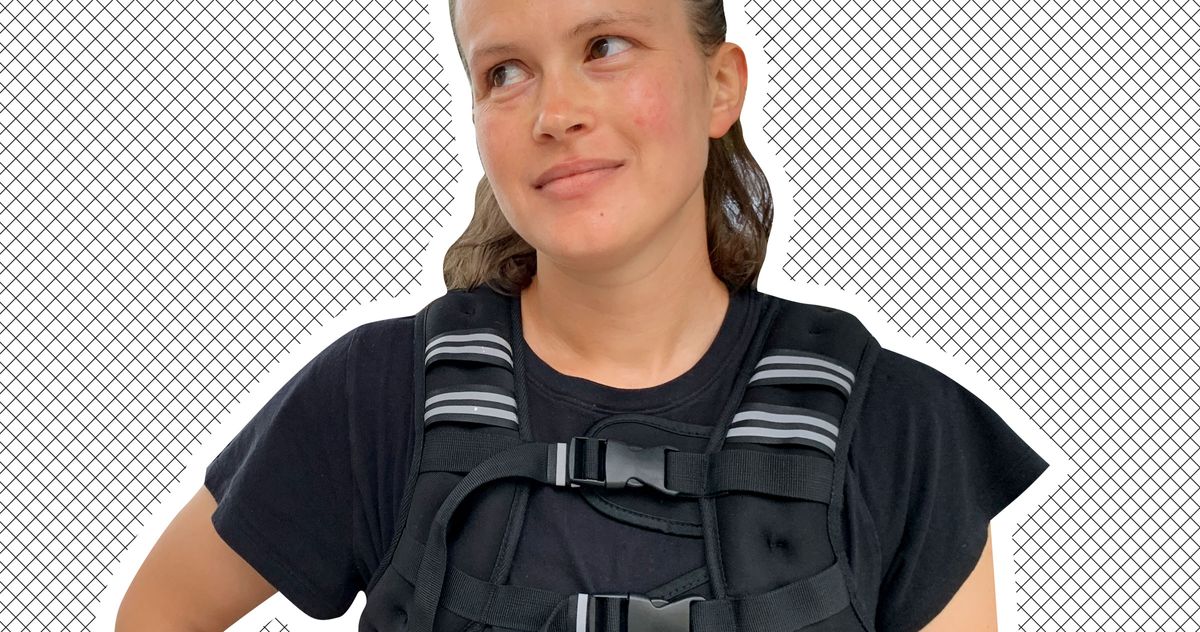 Do Weighted Vests Really Work? Experts Explain All the Hype.