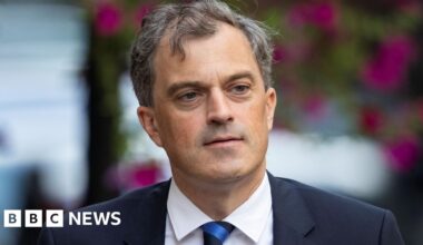 Julian Smith says David Cameron was 'cavalier' in handling of Brexit