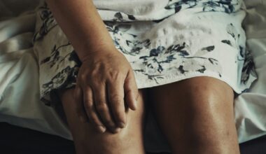 The 5 Best Pilates Exercises To Strengthen A 'Runner's Knee'