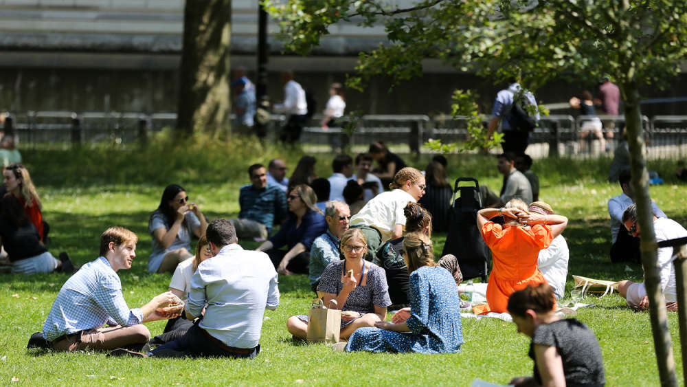 28C heatwave on the way this week for Northern Ireland