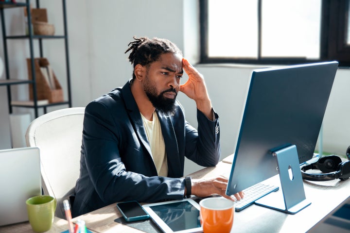 Boreout and burnout can lead to similar symptoms, but there are differences between these conditions. 