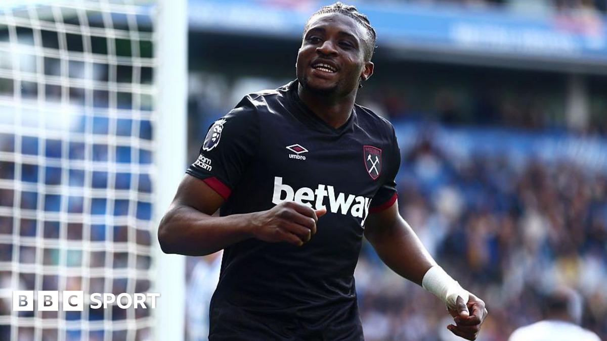 Mohammed Kudus celebrates after scoring for West Ham at Brighton in April 2025