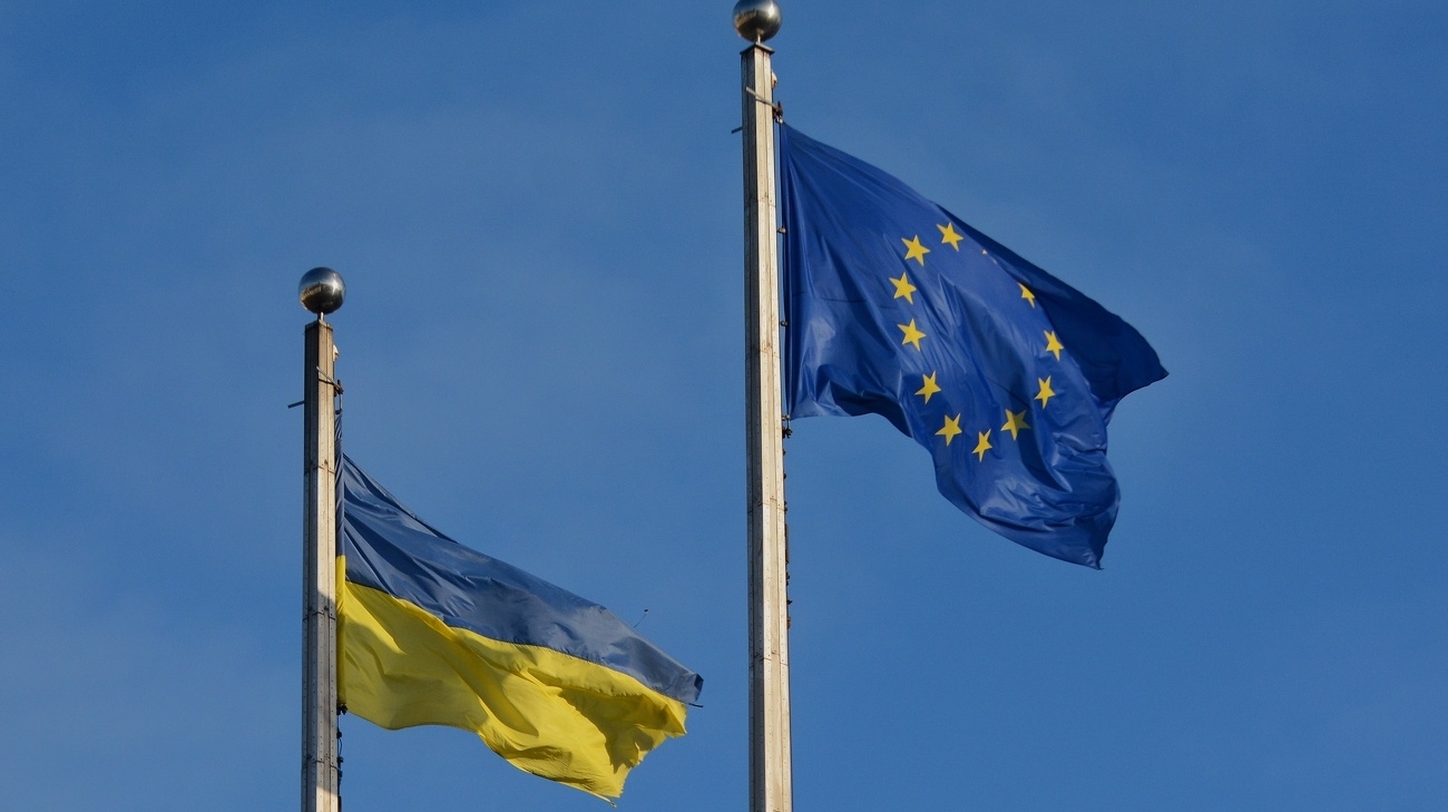 EU warns Kyiv it will halt funding unless anti-corruption agencies' independence is restored