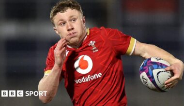 Tom Bowen attacks for Wales U20s