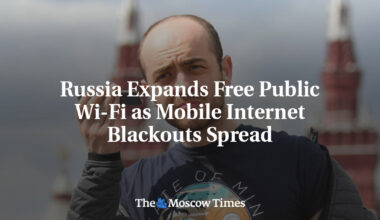 Russia Expands Free Public Wi-Fi as Mobile Internet Blackouts Spread