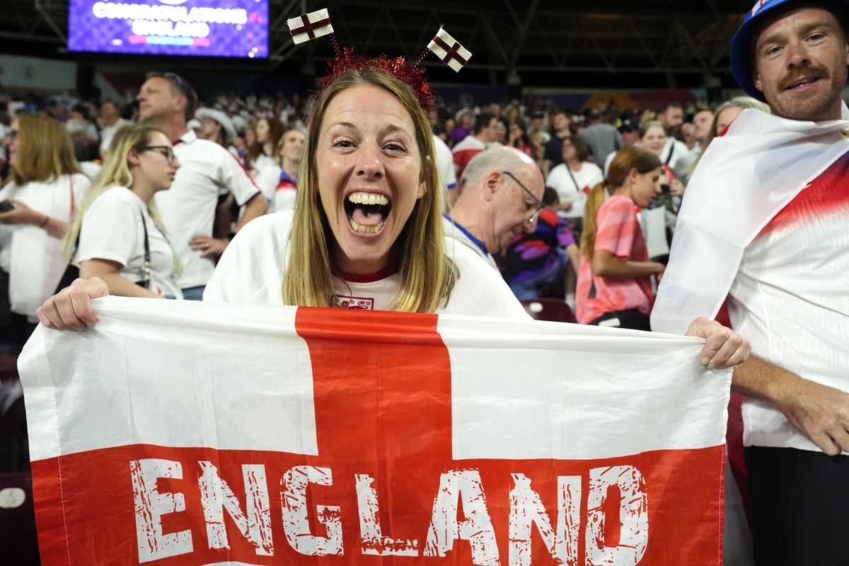 William tells Lionesses the nation is proud of them in Euros good luck message