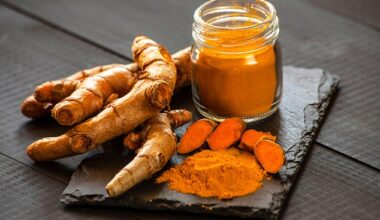 A study has found that curcumin¿the compound that gives turmeric its bright orange colour¿can block the growth of early cancer cells in the bowel