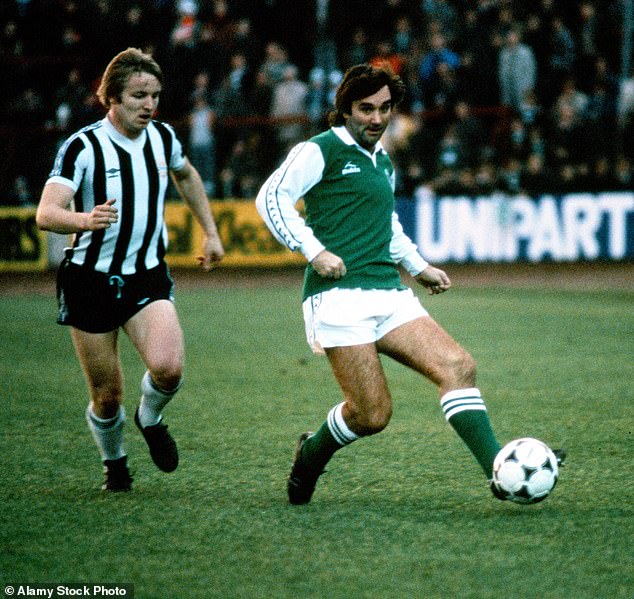 The legendary George Best in action for Hibernian against St Mirren in 1979