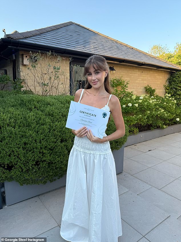 On Tuesday, Georgia took to Instagram to announce she's officially a qualified Pilates instructor