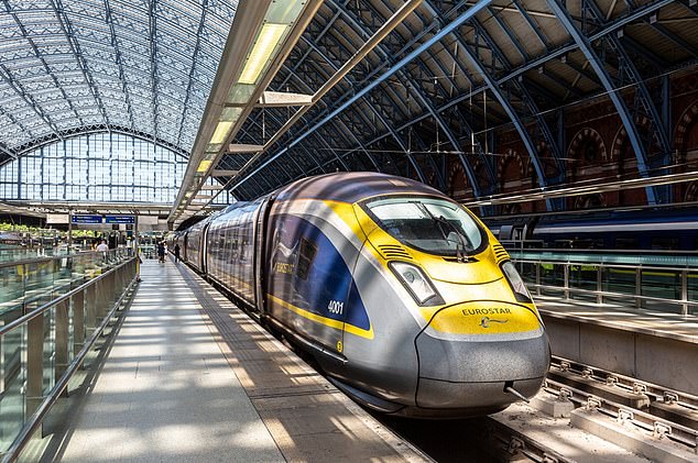 Today's announcement kick starts a three-stage plan, with the focus being on the redesigning of the international arrivals and departures area of the station by 2028