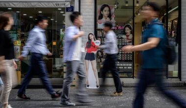 South Korea overtakes US in cosmetics exports, trailing only France