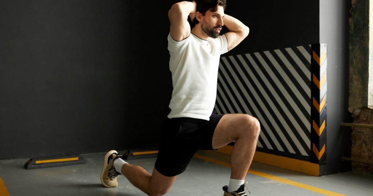 This is the best research-based, 11-minute, hotel room workout for traveling