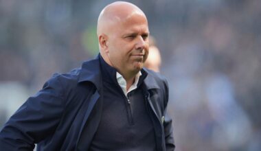 £45m 'offer prepared' for Isak, Ekitike alternative after Paris 'meeting' with Man Utd target