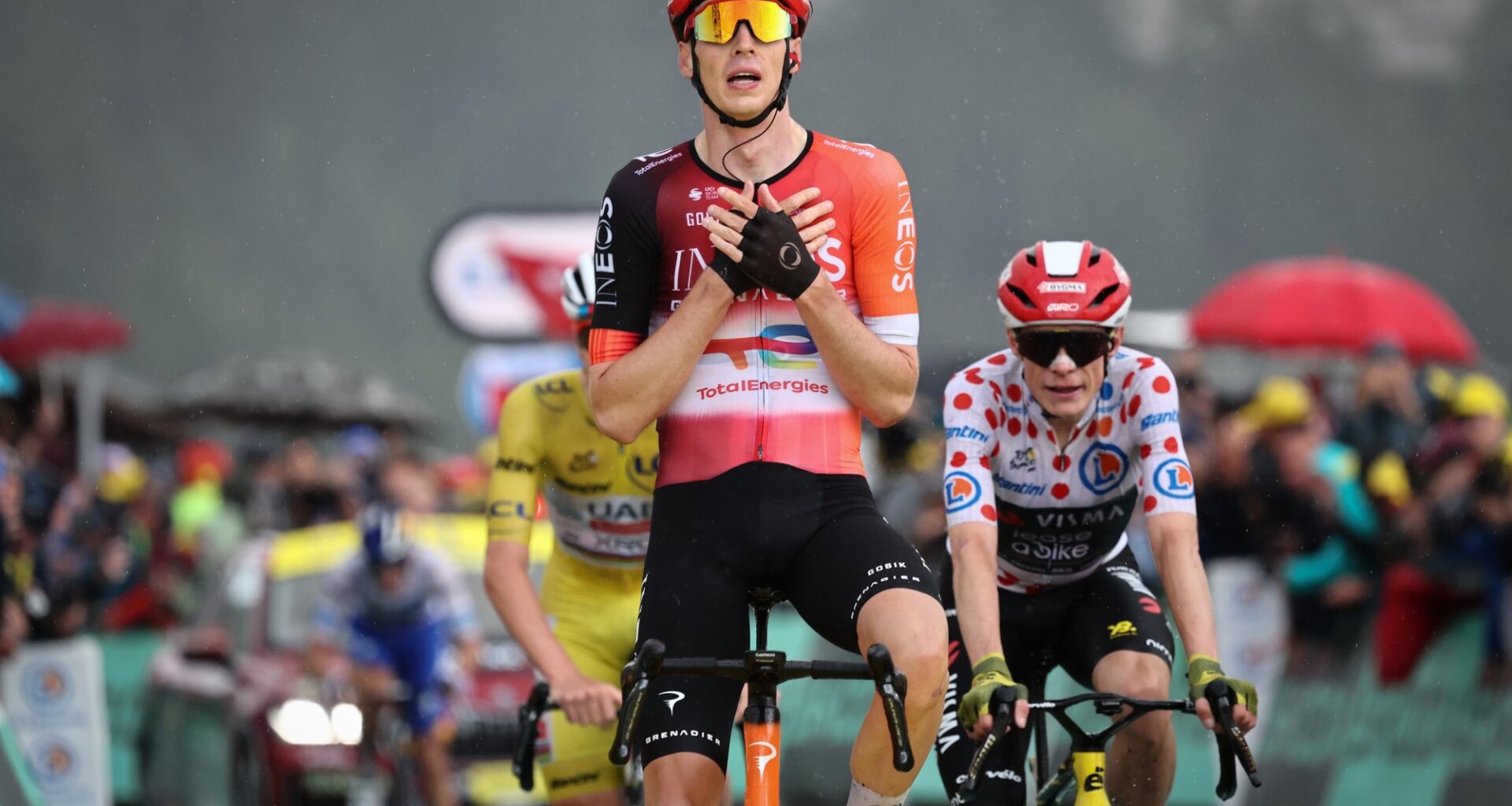 Arensman Goes Beast Mode on La Plagne | Tour de France 2025 Stage 19