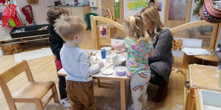 Welsh government boosts support for childminders