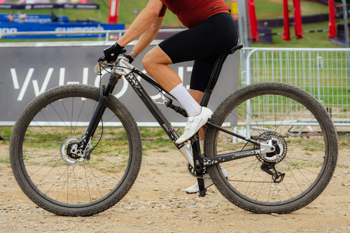 The future is 32in – XL wheel prototype bike spotted at XC World Cup.