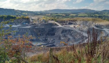 The Dolyhir plant will dupply asphalt for the contract