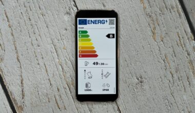 EU smartphone energy label showing Pixel 9 Pro XL