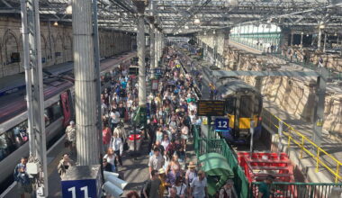 Edinburgh Waverley busy during the Fringe Festival 2022