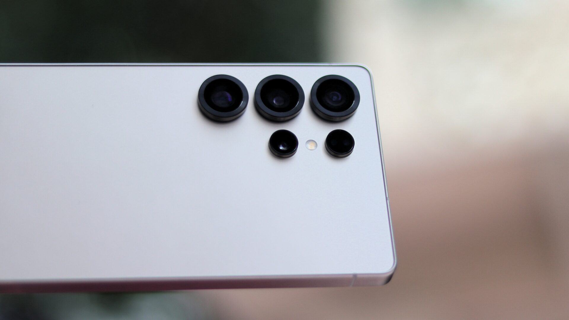 galaxy s25 ultra rear cameras