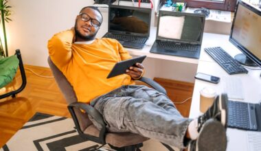 Gen Z's 'overemployed' solution for a broken economy: 5 jobs and $3K per day. It's totally legal