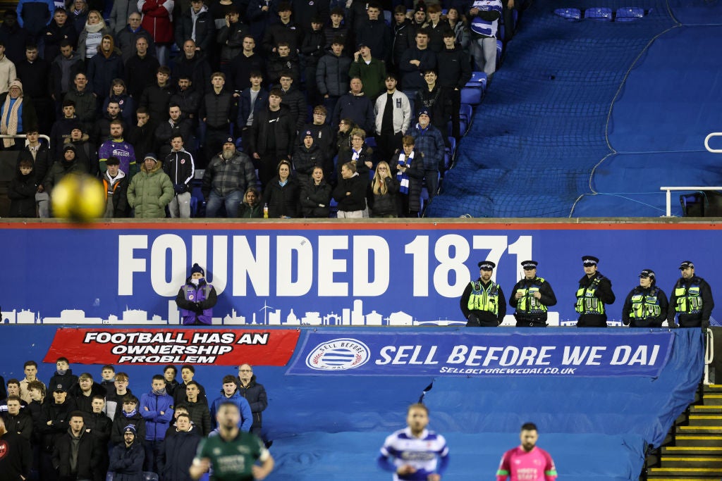'Sell before we Dai' - Reading fans feared their club would go under