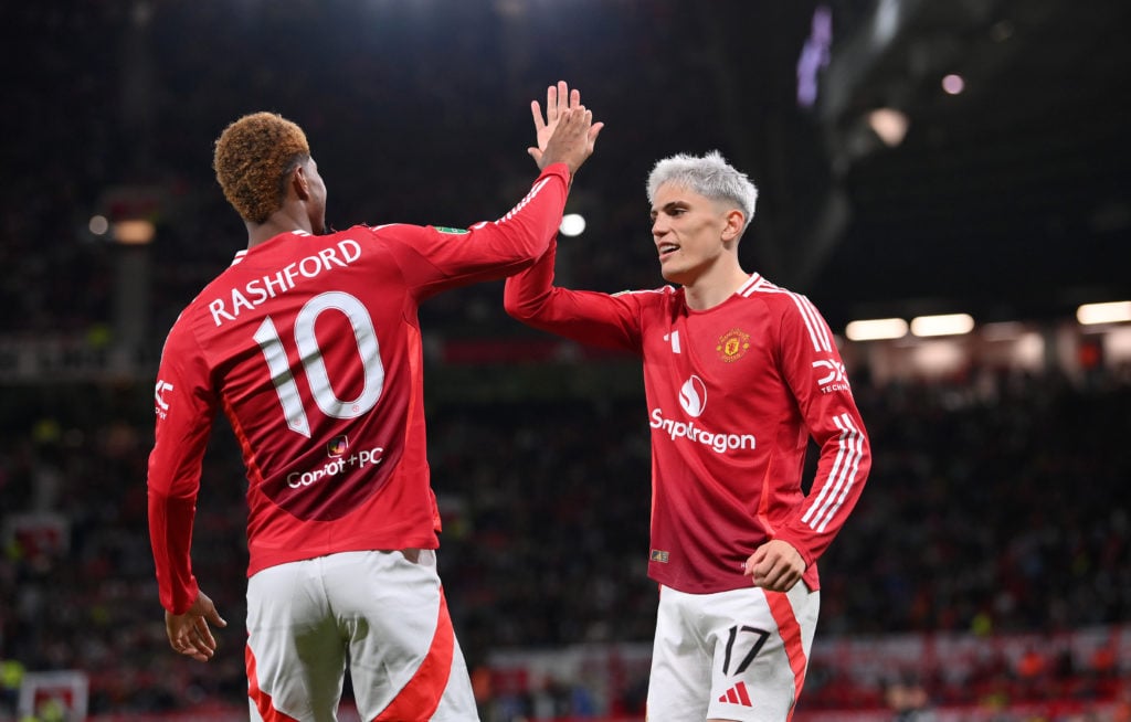 Alejandro Garnacho of Manchester United celebrates with Marcus Rashford.