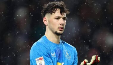 Manchester City to sign goalkeeper James Trafford from Burnley