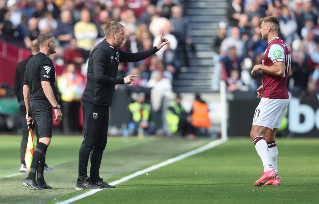 West Ham head coach Graham Potter issues instructions to striker Niclas Fullkrug