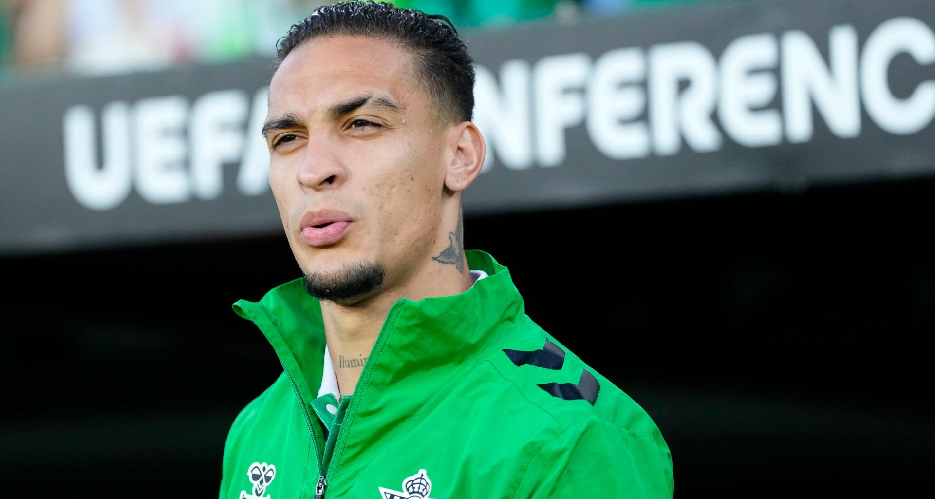 Man Utd set new asking price for Antony, surprise Premier League interest could ruin Erik ten Hag's plans