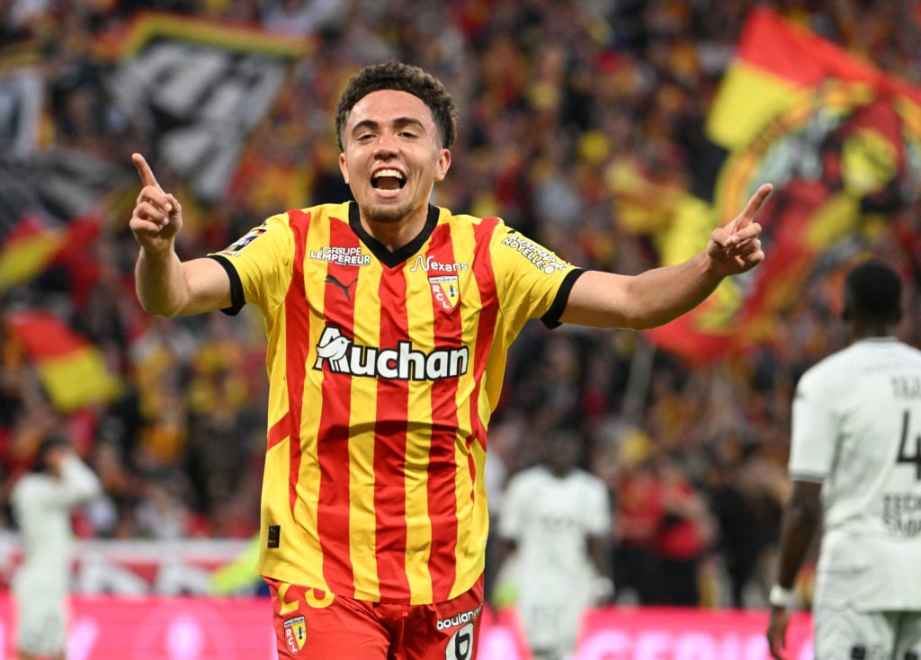 Neil El Aynaoui scores for Lens last season.