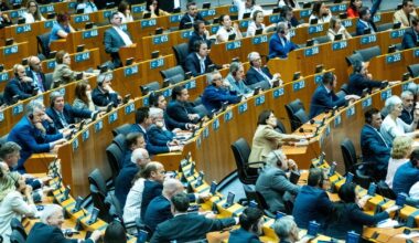 EU Parliament’s top brass get fat pay raises – POLITICO