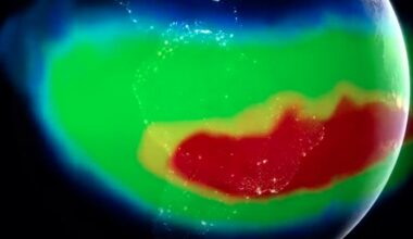 NASA Is Watching a Huge Anomaly Growing in Earth's Magnetic Field : ScienceAlert