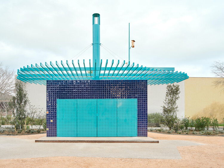 The Communal Barbecue / h3o architects - Image 1 of 27