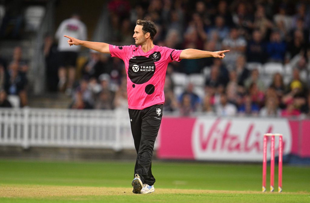 Somerset claim local bragging rights with derby win