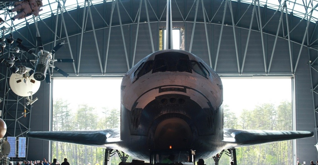 Trump’s spending bill includes $85 million to move a Space Shuttle. - The Verge