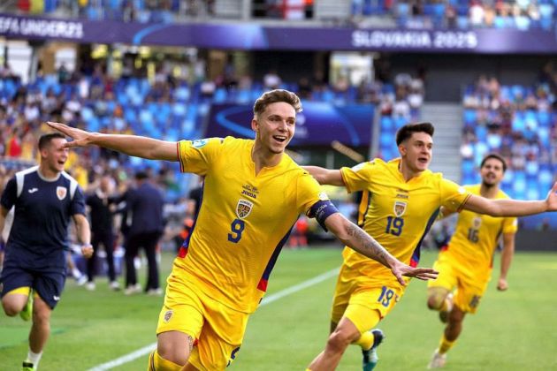 Celtic have €8m bid rejected for Romanian striker
