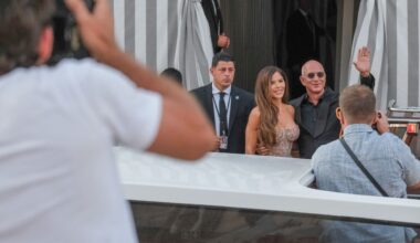 Jeff Bezos and Lauren Sánchez Ripped One Major Wedding Detail Straight From Prince William and Kate Middleton