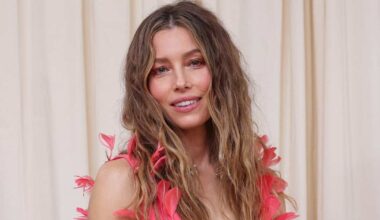 Jessica Biel Fitness Journey: Her Yoga, Diet and Exercise Regimen